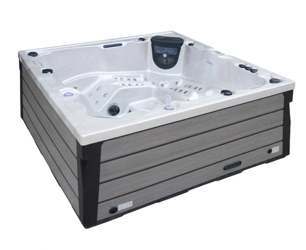 Nuovo Spas - Nuovo Luxury