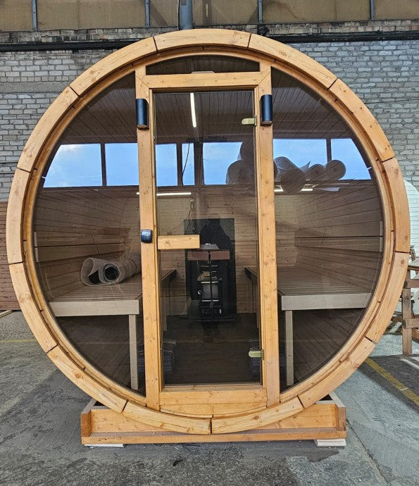 Atlas 2m Barrel Sauna - lifestyle 3