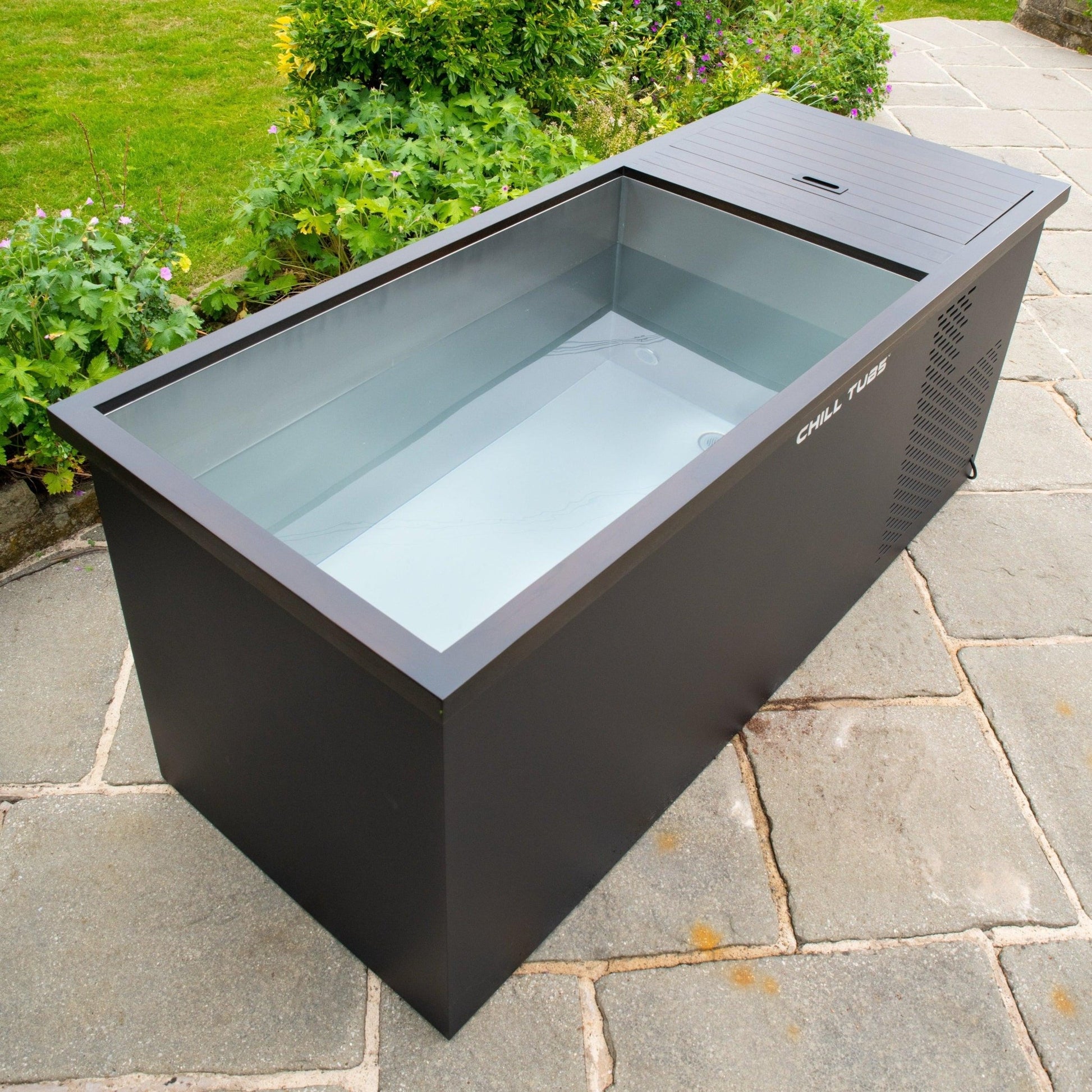 Chill Tubs Ice Bath With Built - In Temperature Control System - Nuovo Luxury - Ice Bath