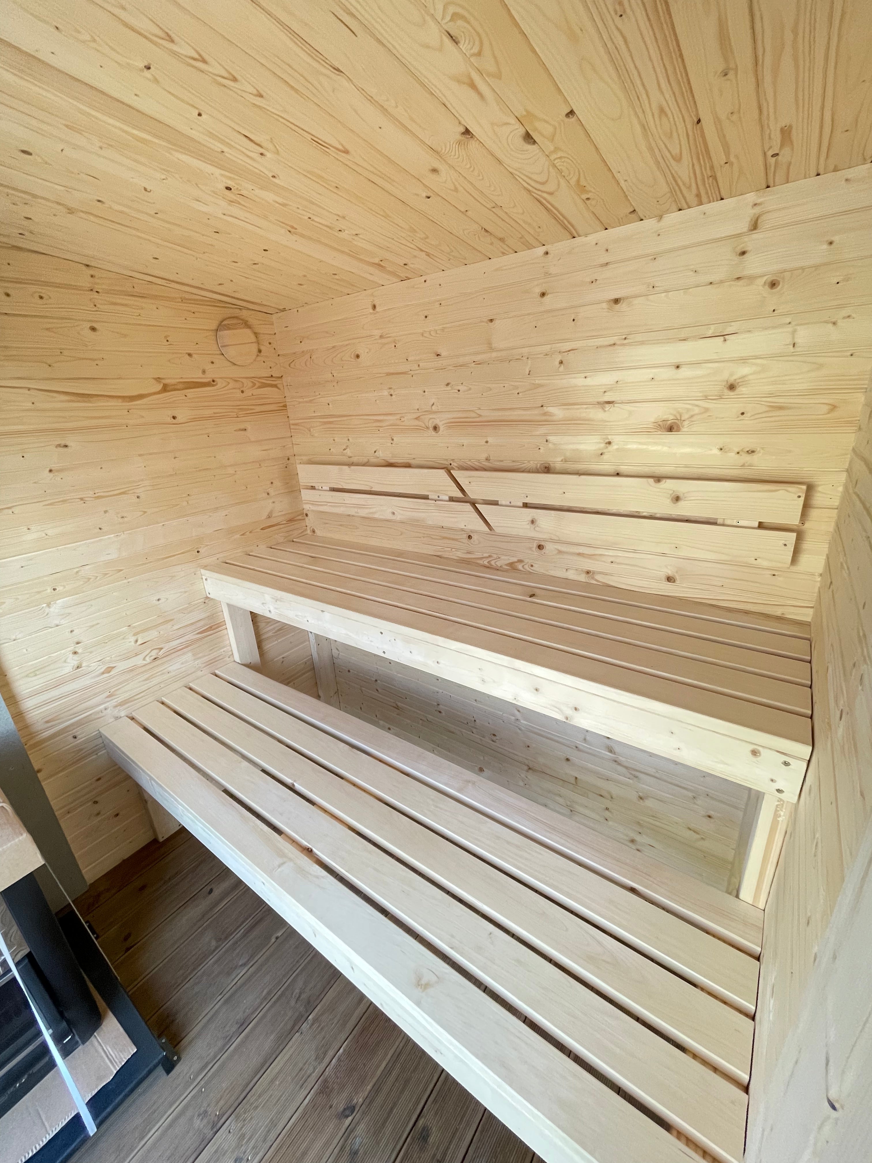 Halo Saunas The Nordic Escape Traditional Outdoor 6 Person Sauna - Nuovo Luxury