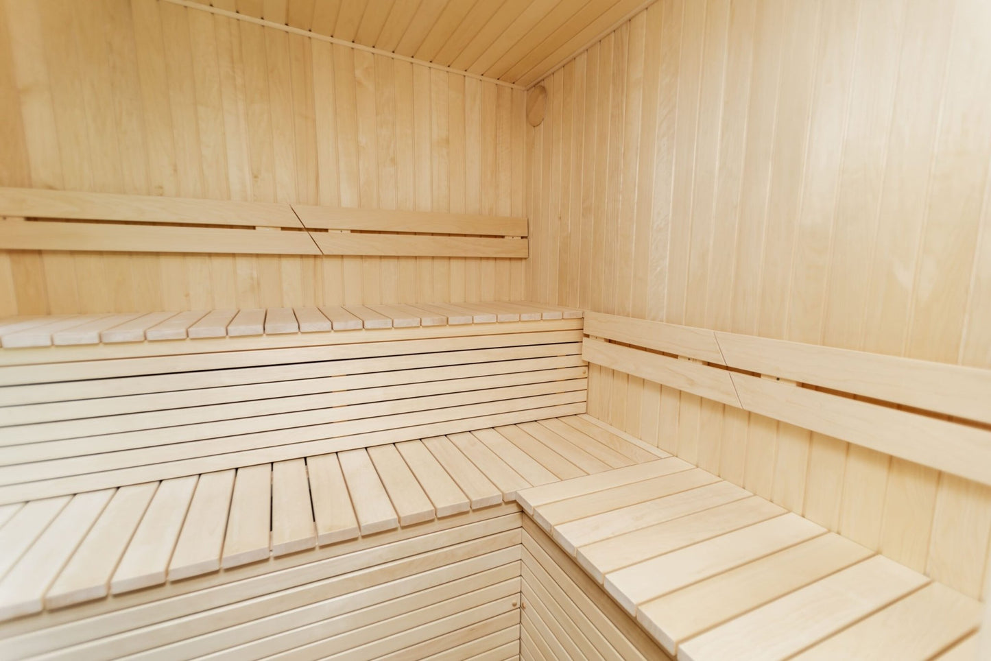 Halo Saunas Allure 4 Person Traditional Sauna - Nuovo Luxury - Outdoor Sauna