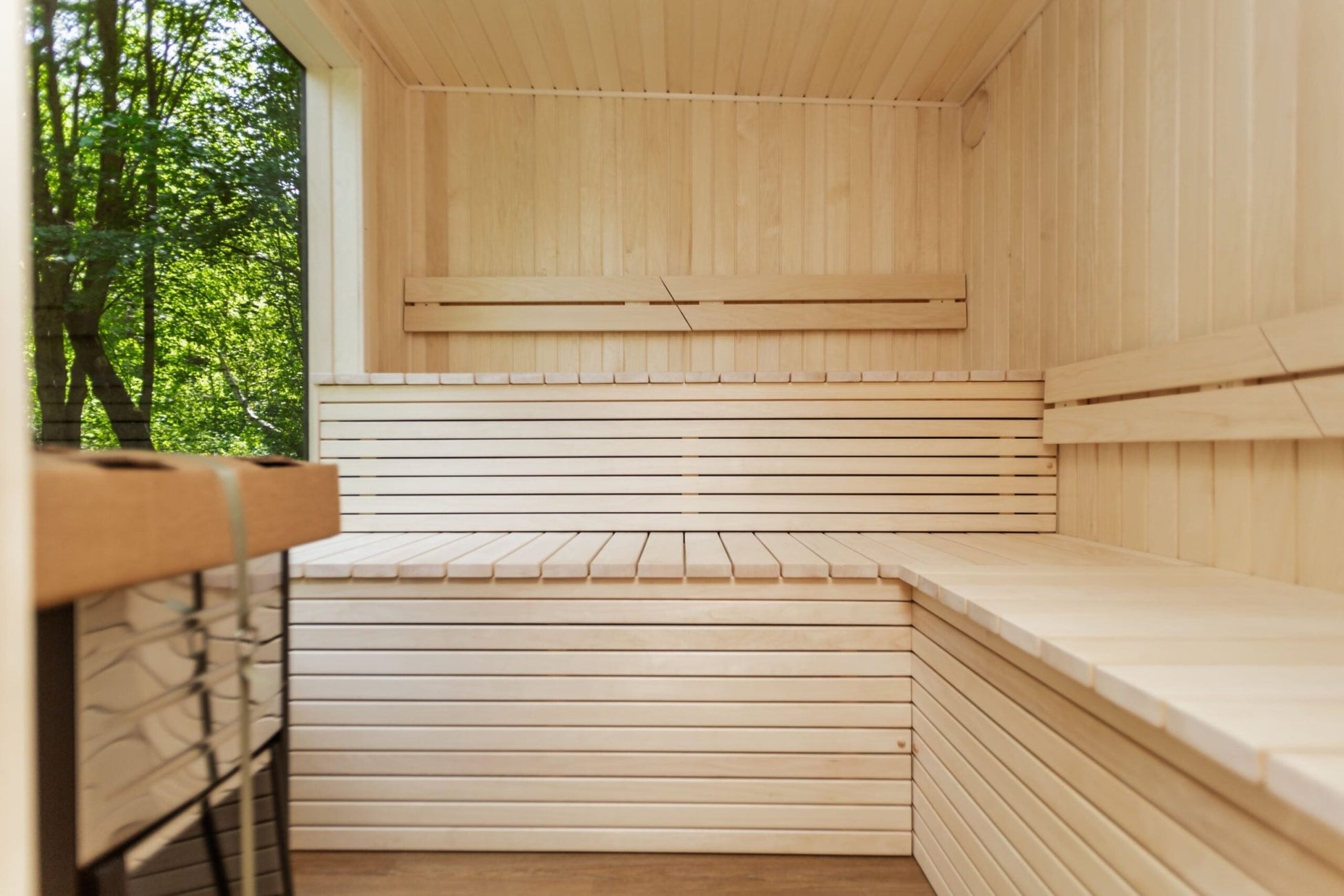 Halo Saunas Allure 4 Person Traditional Sauna - Nuovo Luxury - Outdoor Sauna