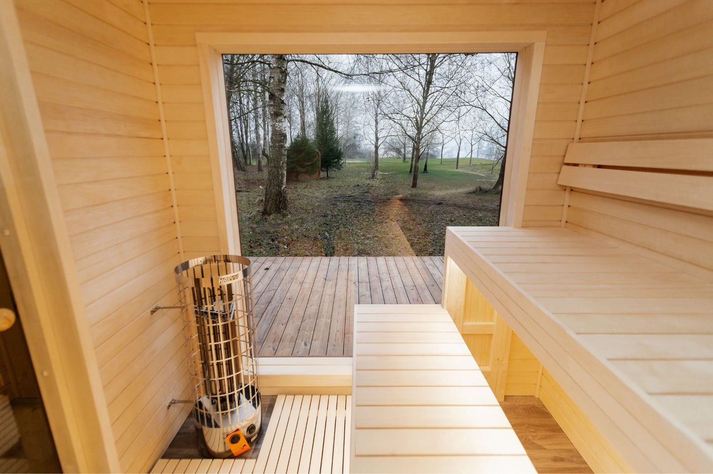 Halo Saunas Fort Soleil 4 to 6 Person Traditional Sauna - Nuovo Luxury - Outdoor Sauna