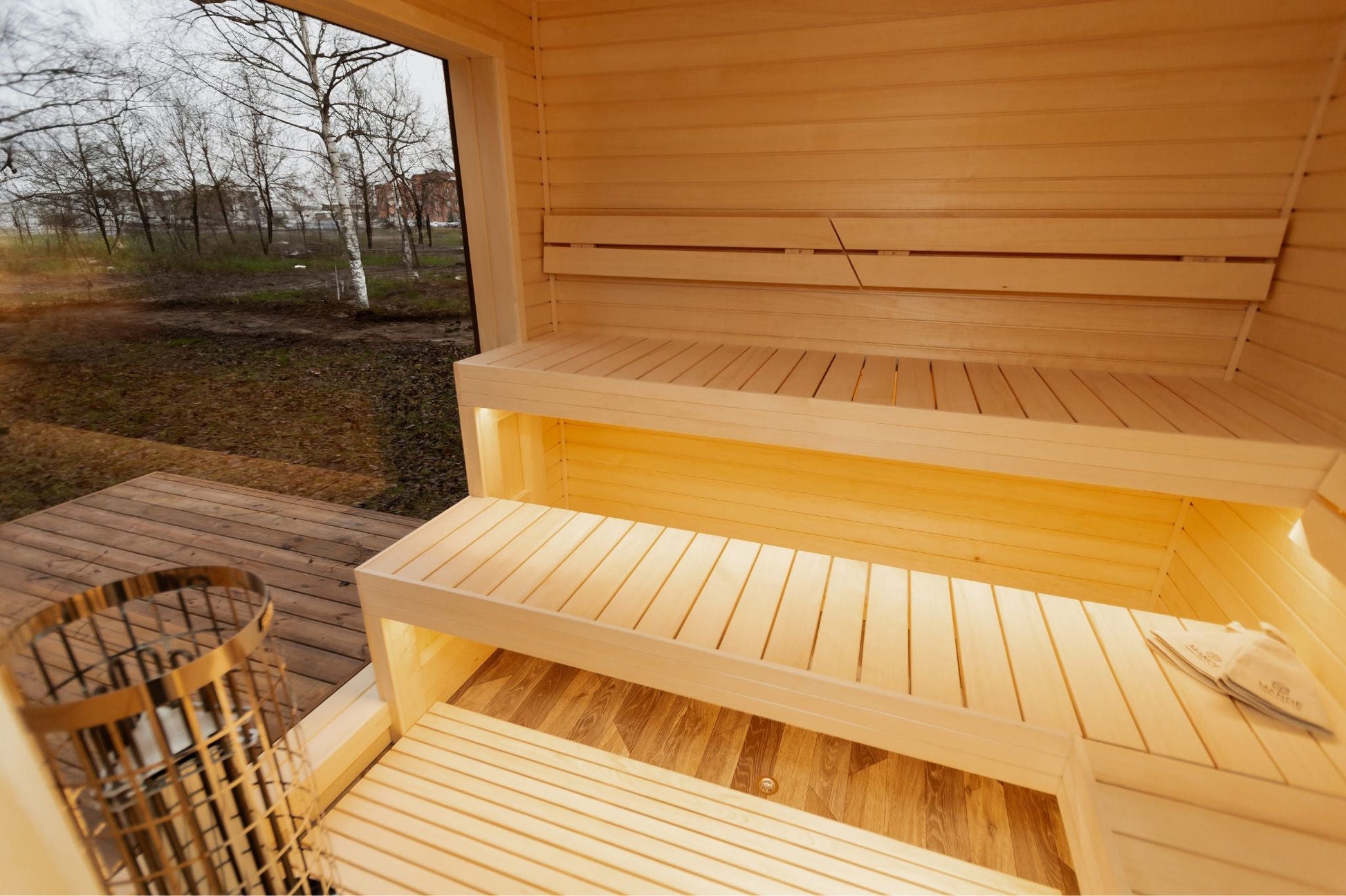 Halo Saunas Fort Soleil 4 to 6 Person Traditional Sauna - Nuovo Luxury - Outdoor Sauna