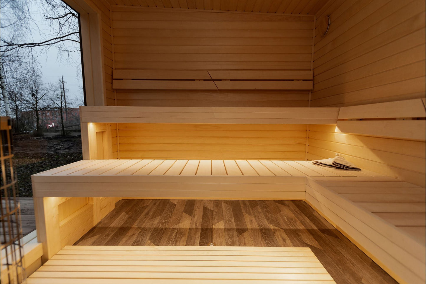 Halo Saunas Fort Soleil 4 to 6 Person Traditional Sauna - Nuovo Luxury - Outdoor Sauna
