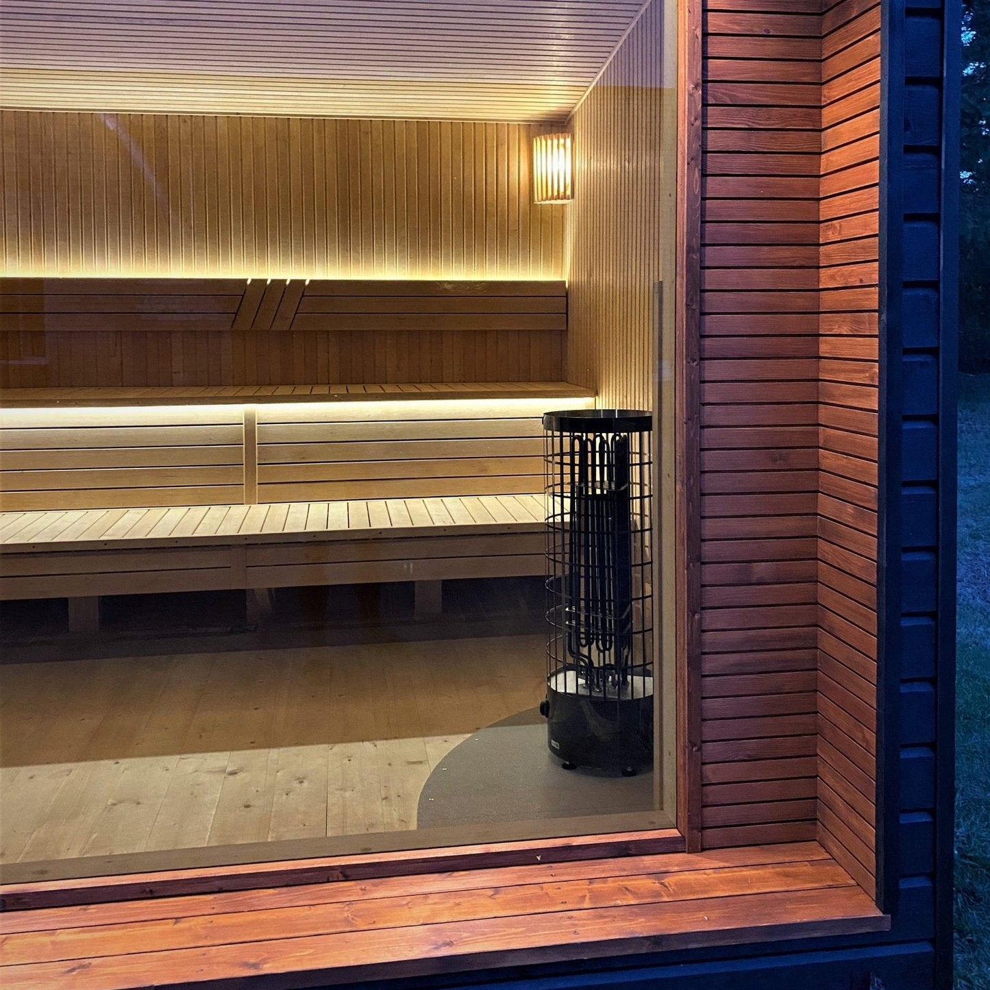 Halo Saunas Hideout 6 Person Traditional Sauna 5m - Nuovo Luxury - Outdoor Sauna