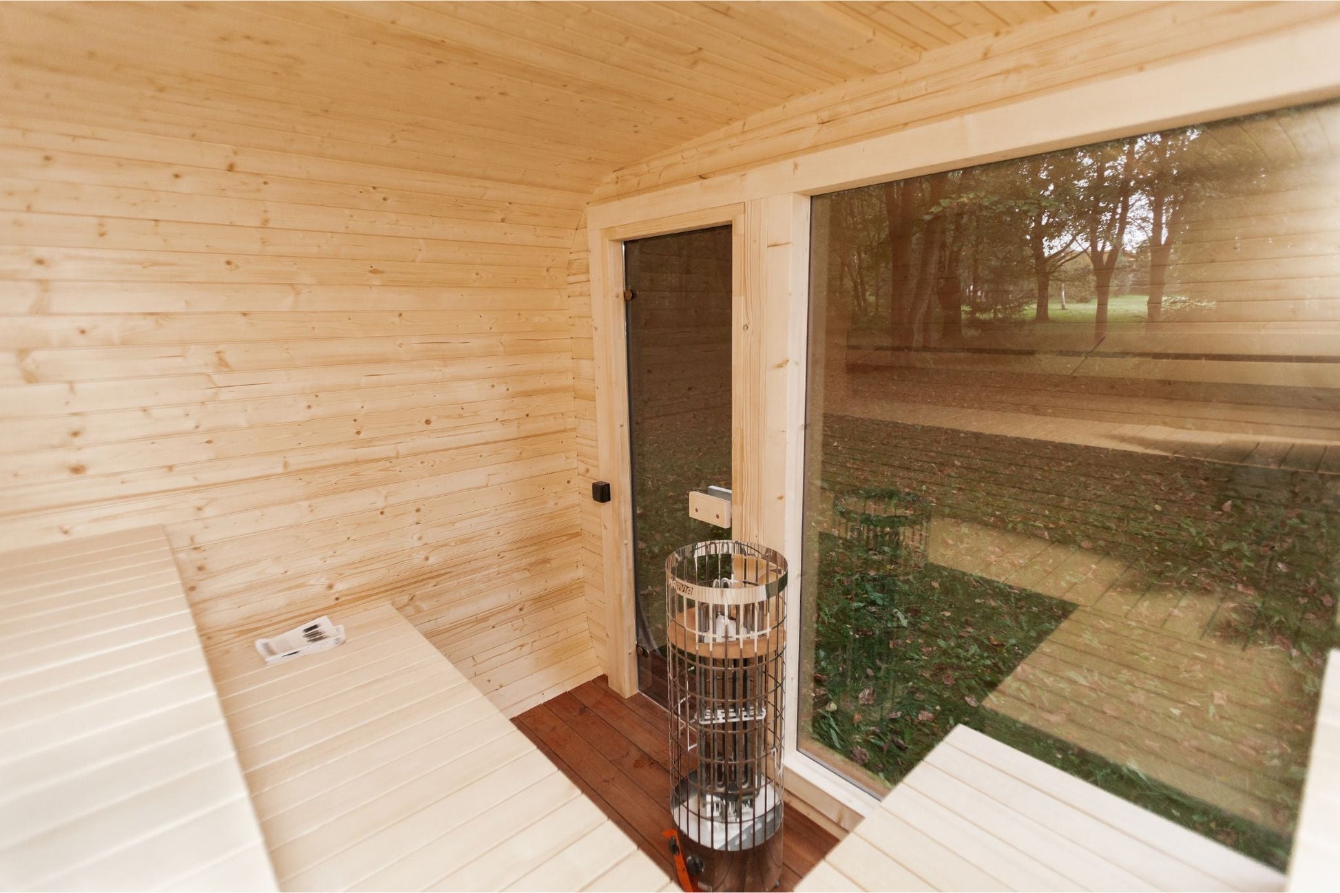 Halo Saunas Mini Sanctuary 4 - 6 Person Outdoor Sauna - Nuovo Luxury - Outdoor Sauna