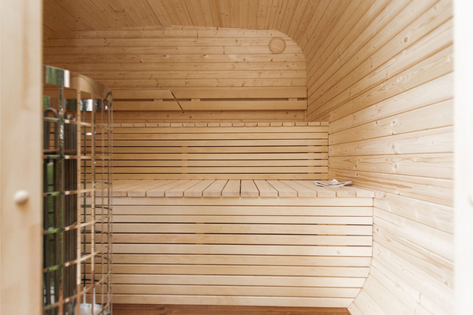 Halo Saunas Mini Sanctuary 4 - 6 Person Outdoor Sauna - Nuovo Luxury - Outdoor Sauna