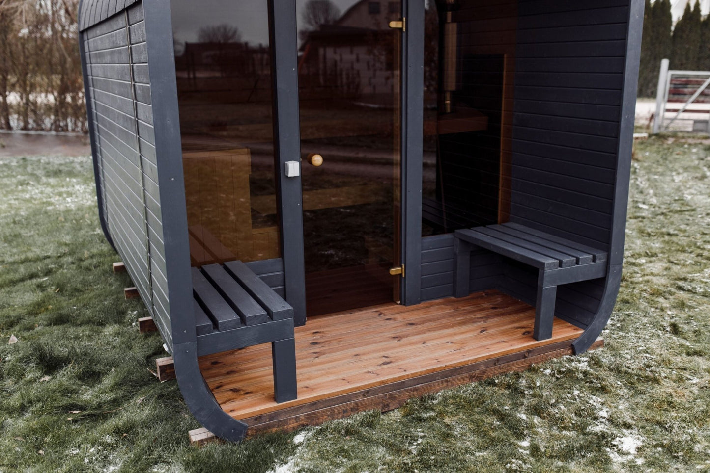 Halo Saunas Rejuvenation Quad Traditional Outdoor 4 to 6 Person Sauna - Nuovo Luxury - Outdoor Sauna