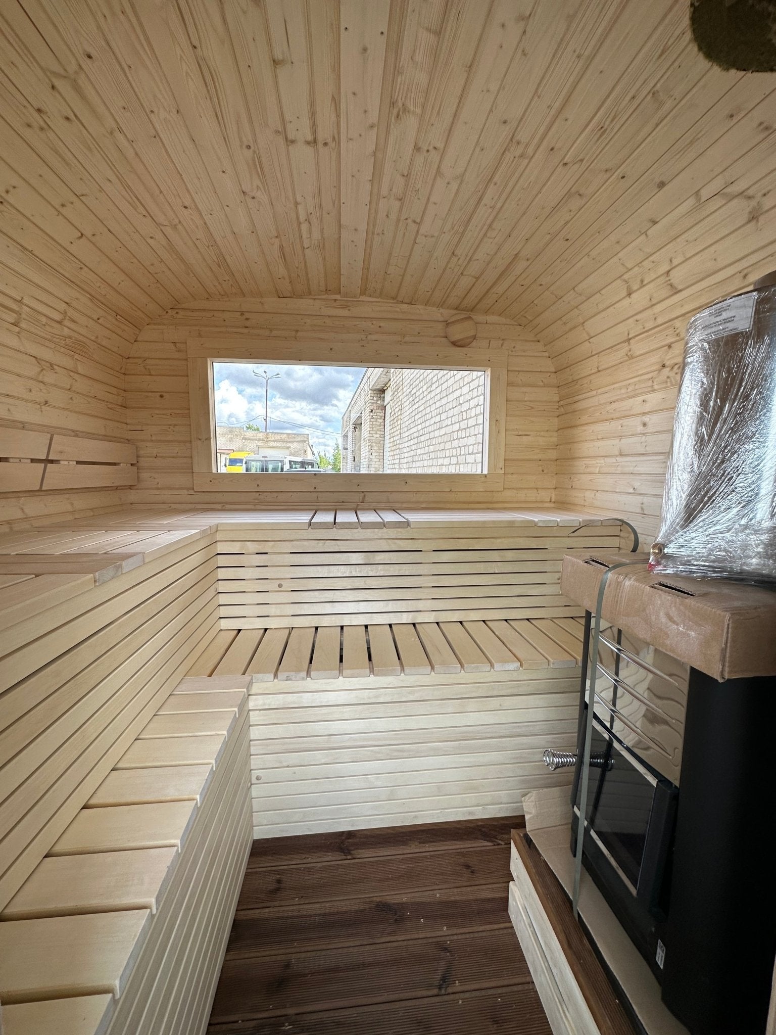 Halo Saunas Rejuvenation Quad Traditional Outdoor 4 to 6 Person Sauna - Nuovo Luxury - Outdoor Sauna