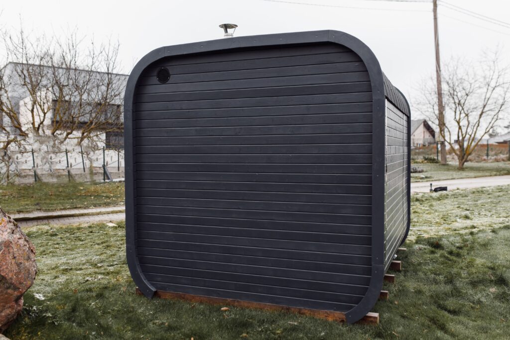 Halo Saunas Rejuvenation Quad Traditional Outdoor 4 to 6 Person Sauna - Nuovo Luxury - Outdoor Sauna