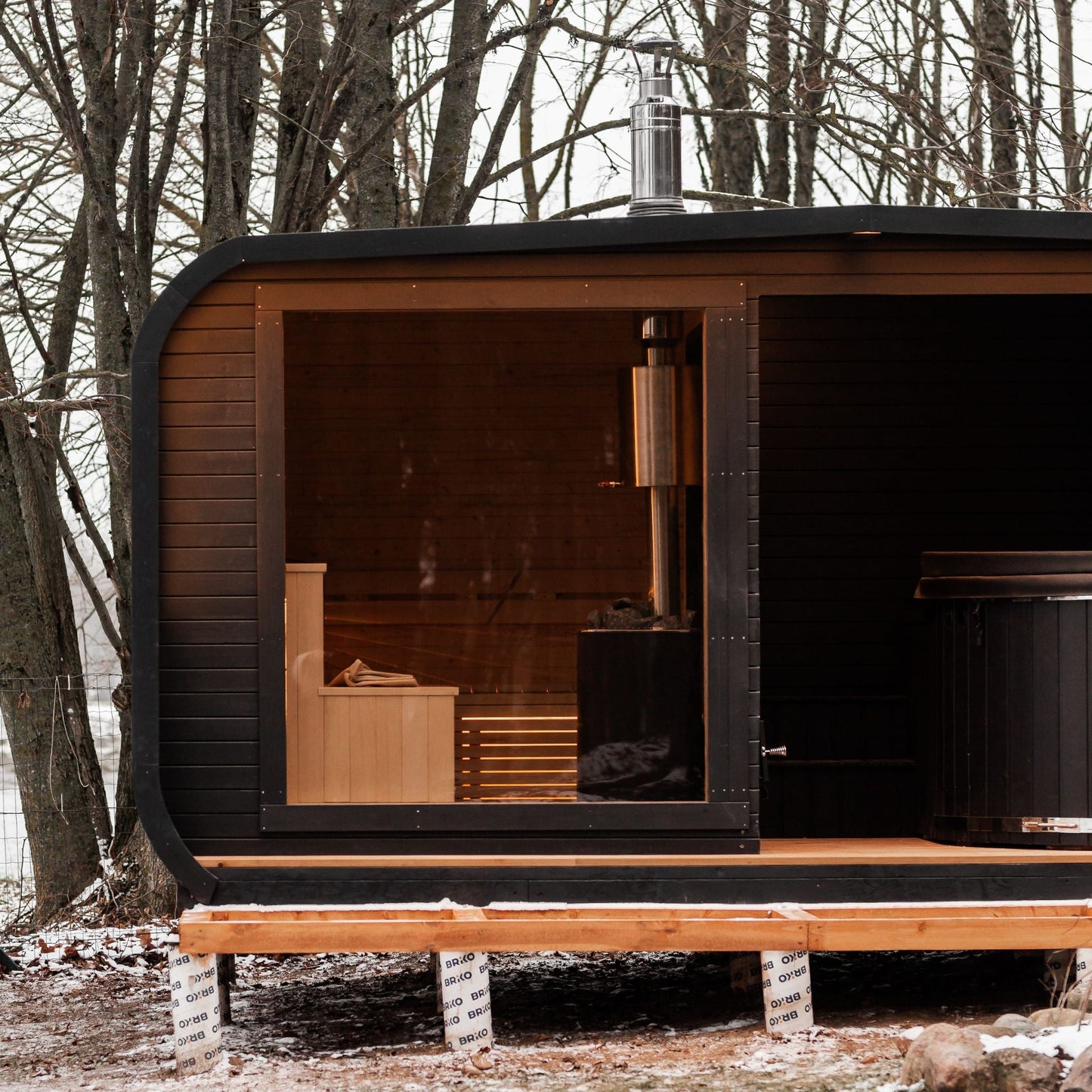 Halo Saunas Sanctuary 2 in 1 Spa Hot Tub & Sauna Combo - Nuovo Luxury - Outdoor Sauna