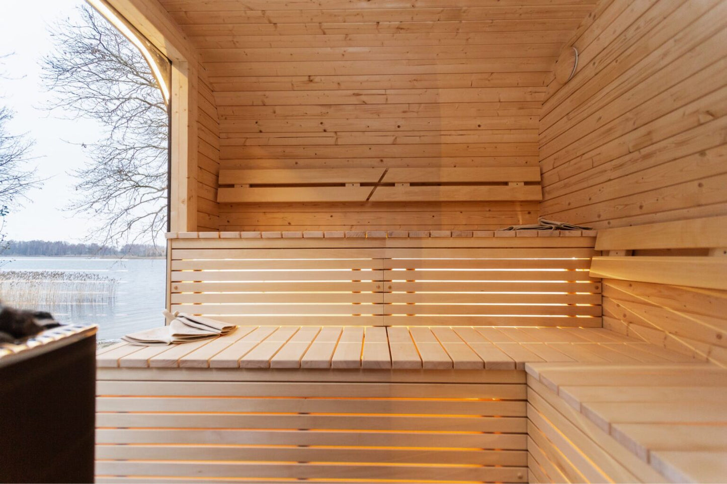 Halo Saunas Sanctuary 2 in 1 Spa Hot Tub & Sauna Combo - Nuovo Luxury - Outdoor Sauna
