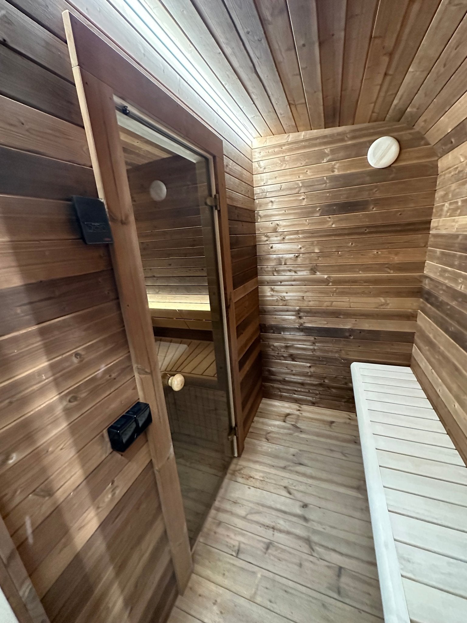 Halo Saunas Sanctuary V2 Thermo - wood Outdoor Sauna - Nuovo Luxury - Outdoor Sauna