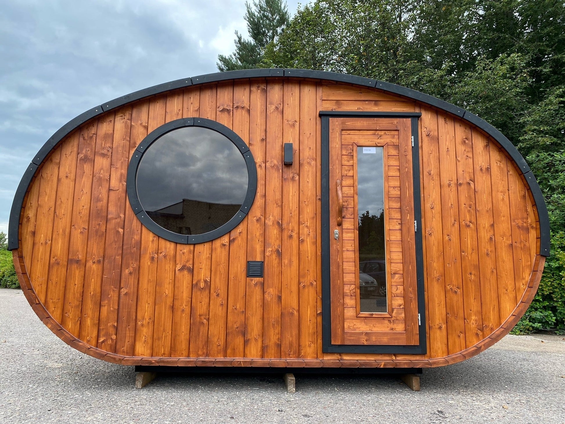 Halo Saunas Tranquil Ellipse Sauna 5m x 2.38m - Nuovo Luxury - Outdoor Sauna