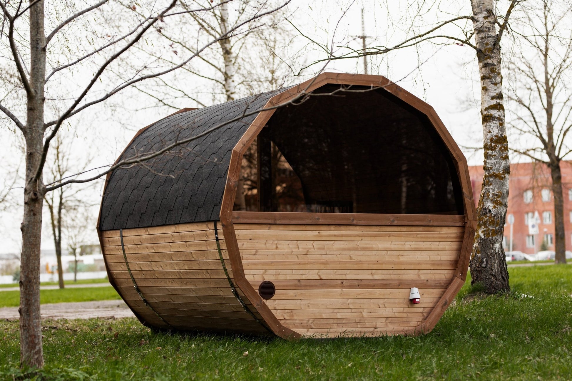 Halo Saunas Vox Barrel Sauna Thermo - wood - Nuovo Luxury - Outdoor Sauna