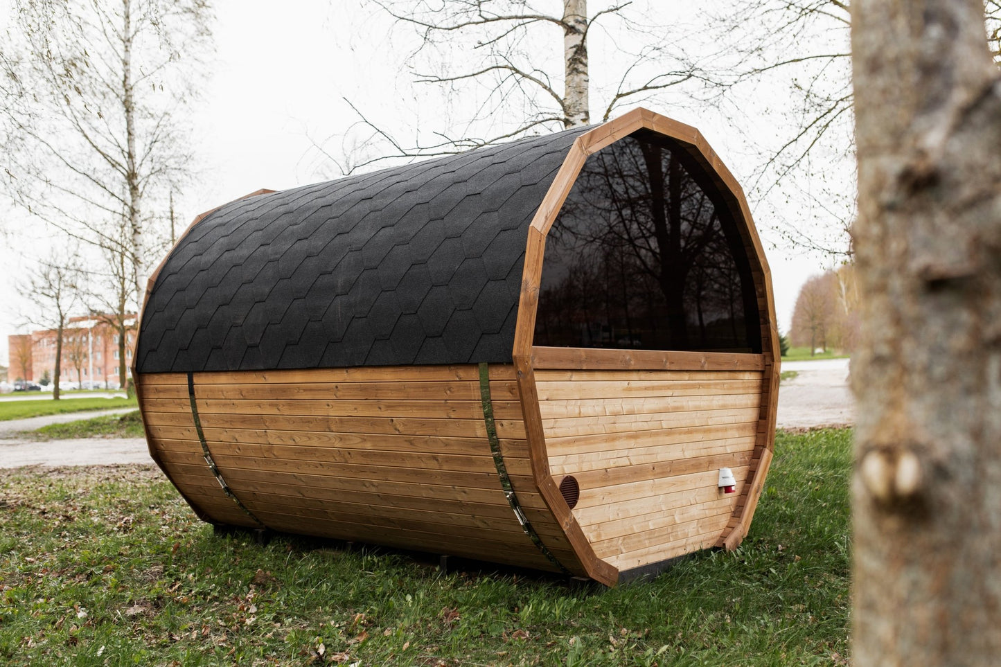 Halo Saunas Vox Barrel Sauna Thermo - wood - Nuovo Luxury - Outdoor Sauna