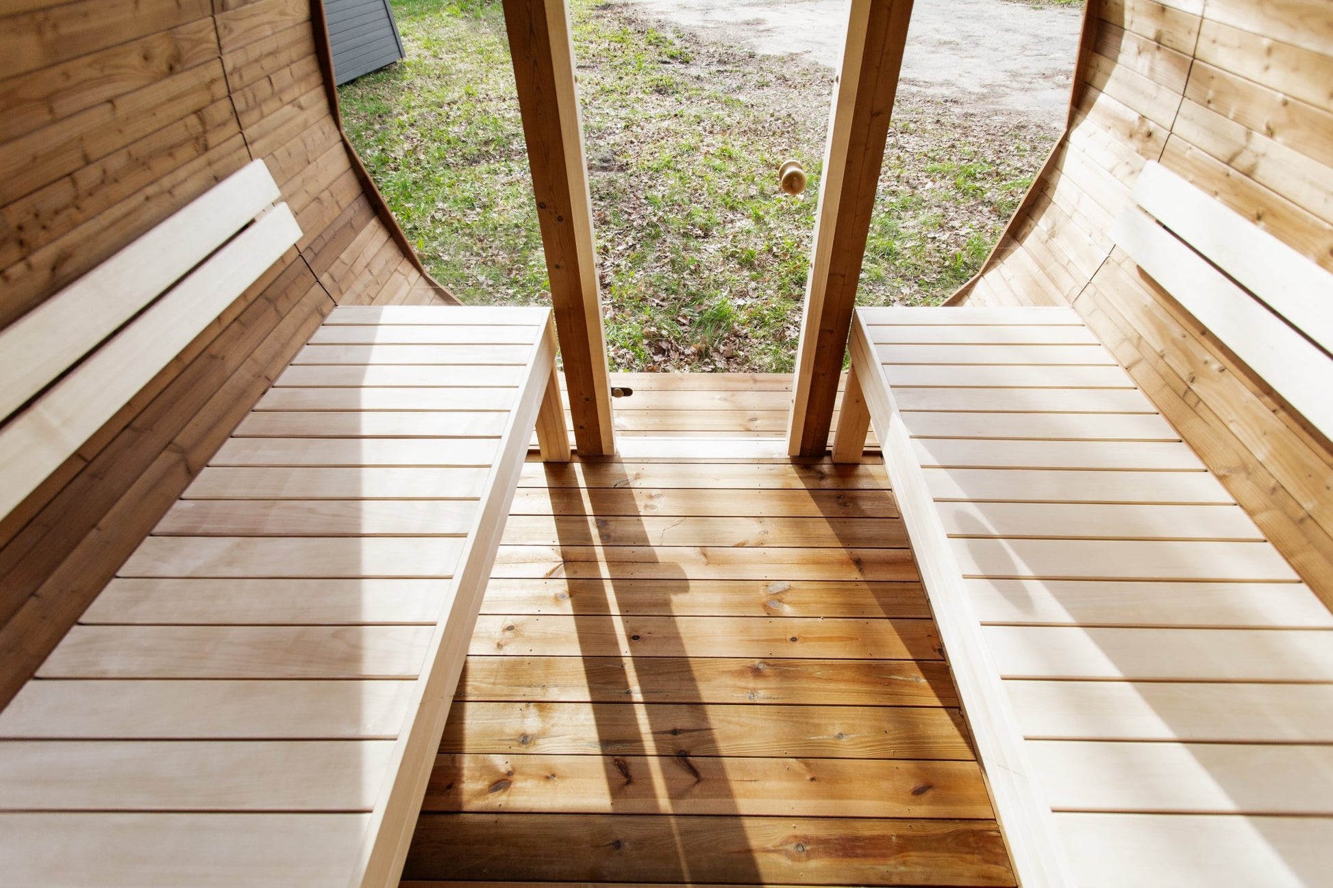 Halo Saunas Vox Barrel Sauna Thermo - wood - Nuovo Luxury - Outdoor Sauna