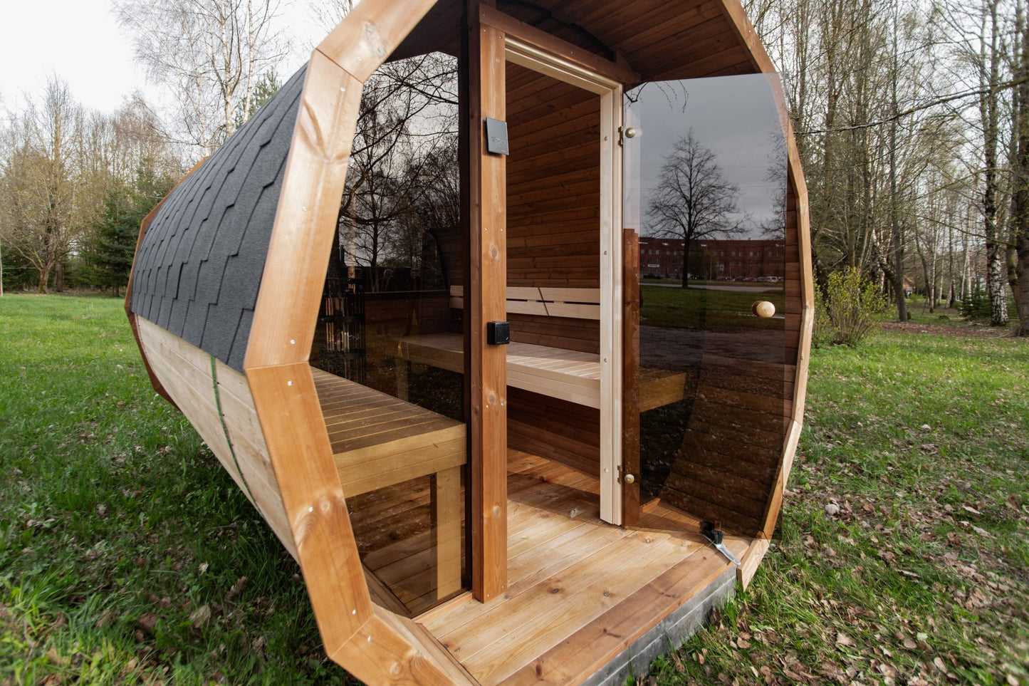 Halo Saunas Vox Barrel Sauna Thermo - wood - Nuovo Luxury - Outdoor Sauna