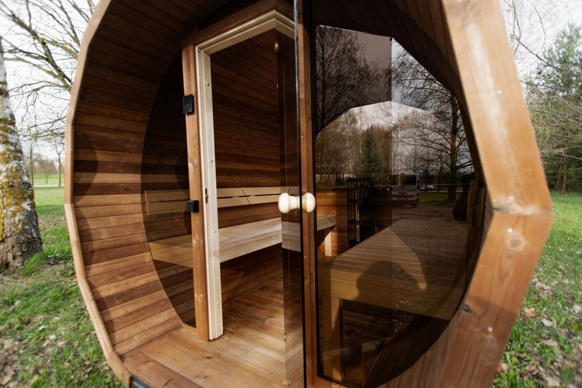 Halo Saunas Vox Barrel Sauna Thermo - wood - Nuovo Luxury - Outdoor Sauna