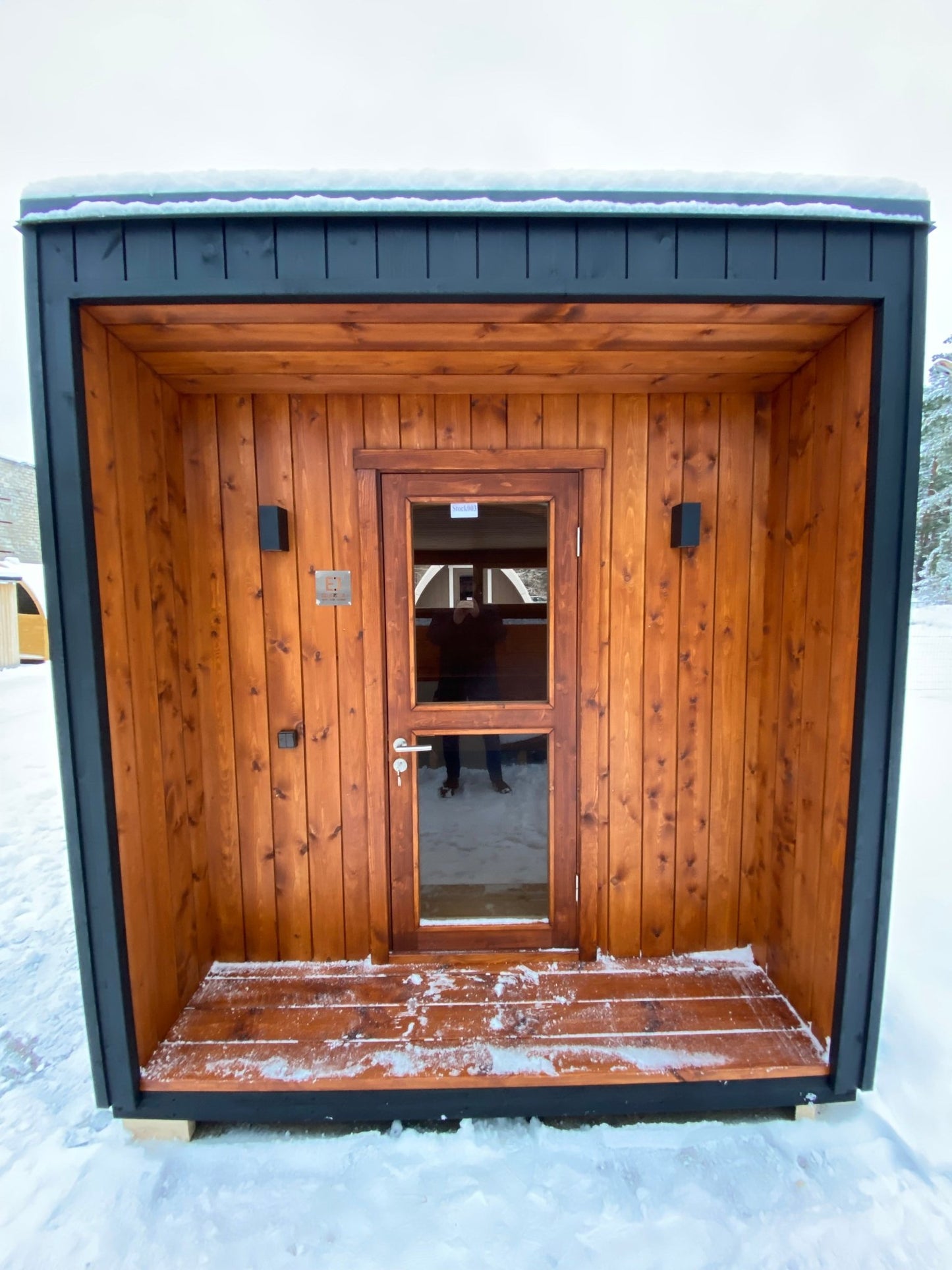 Halo Saunas Z2 Traditional Timber Frame Sauna 3.5m x 2.45m - Nuovo Luxury - Outdoor Sauna