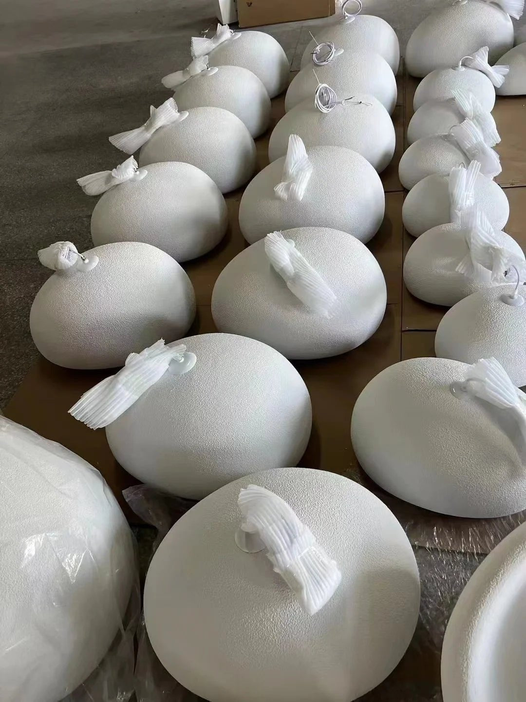 HaloStone Textured Pendant – Soft Ambient LED Lighting (1 Piece) - Nuovo Luxury - Lighting