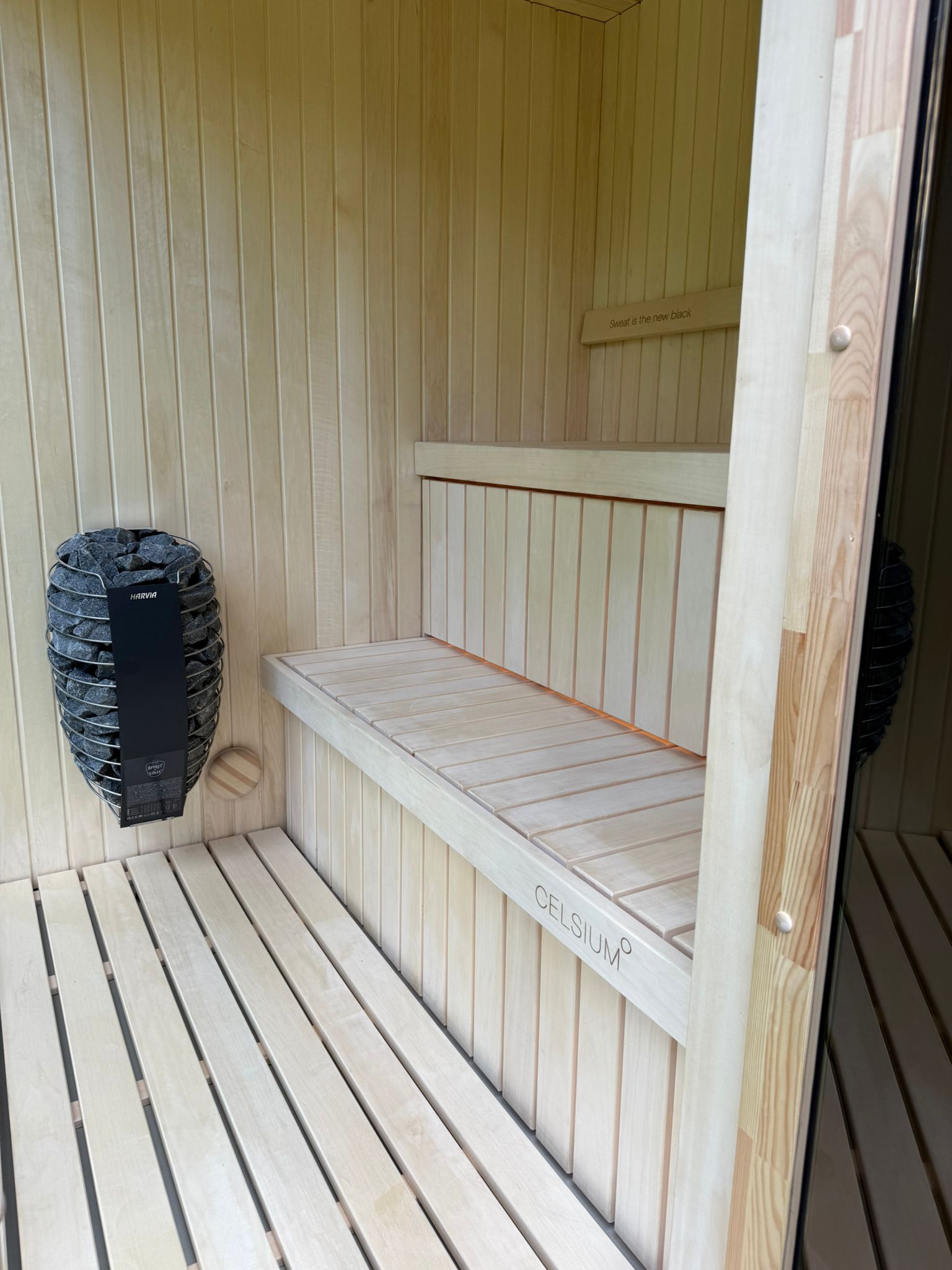 Heatwave 4 Person Sauna - Nuovo Luxury - Outdoor Sauna