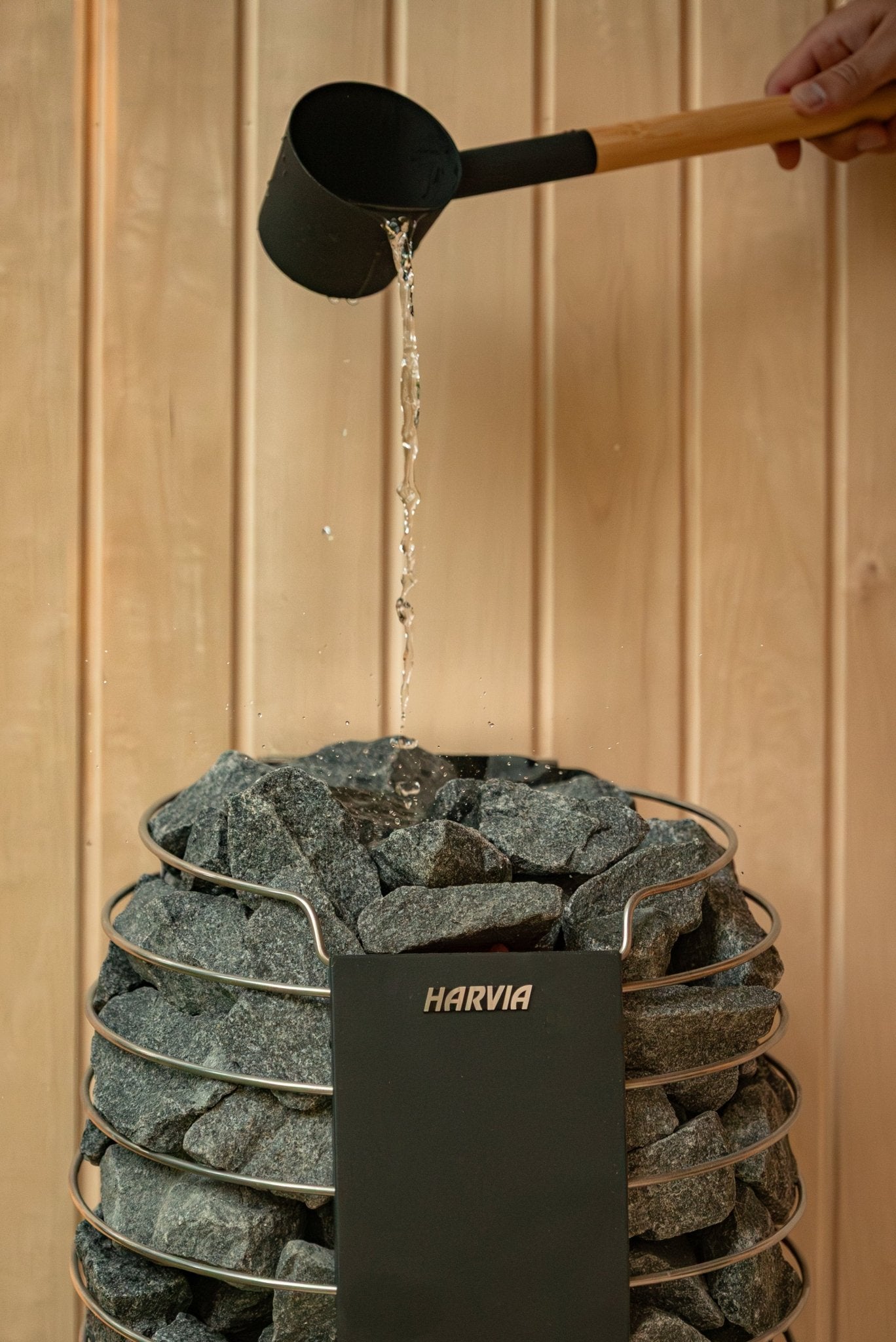 Heatwave 4 Person Sauna - Nuovo Luxury - Outdoor Sauna