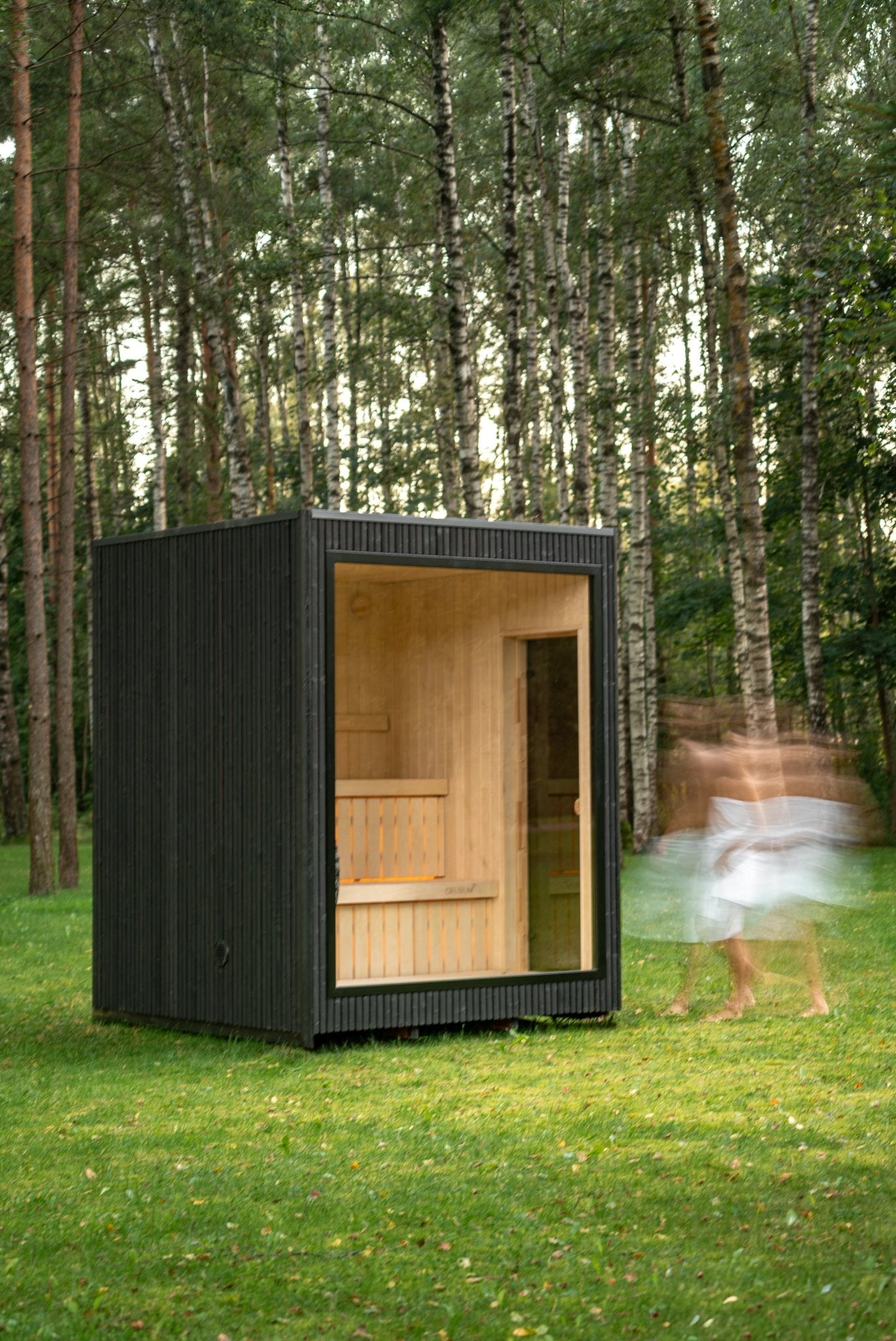Heatwave 4 Person Sauna - Nuovo Luxury - Outdoor Sauna