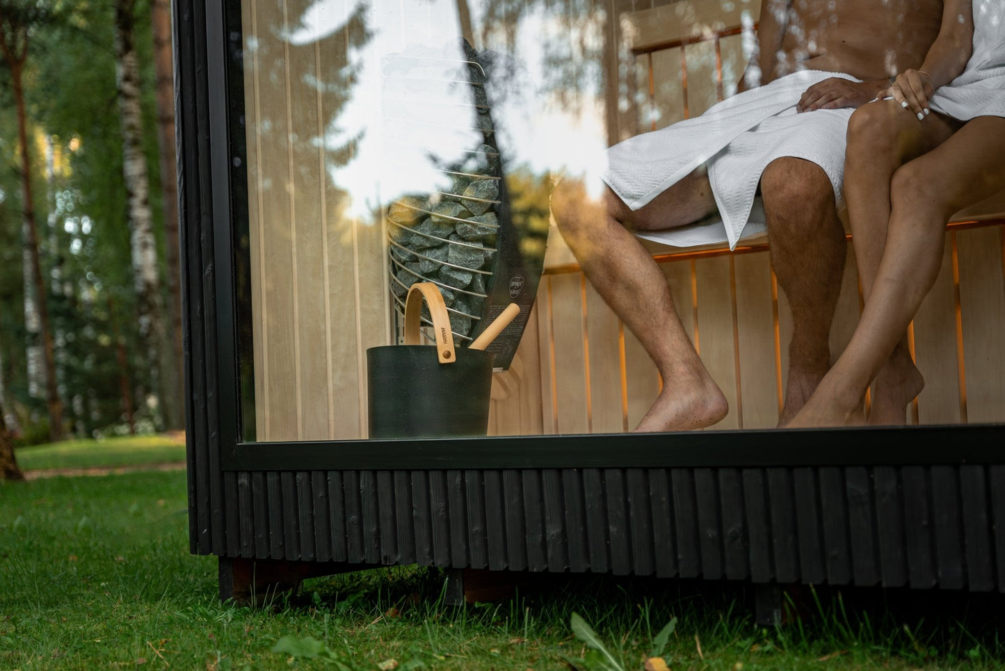 Heatwave 4 Person Sauna - Nuovo Luxury - Outdoor Sauna