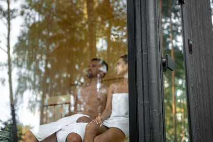 Heatwave 4 Person Sauna - Nuovo Luxury - Outdoor Sauna