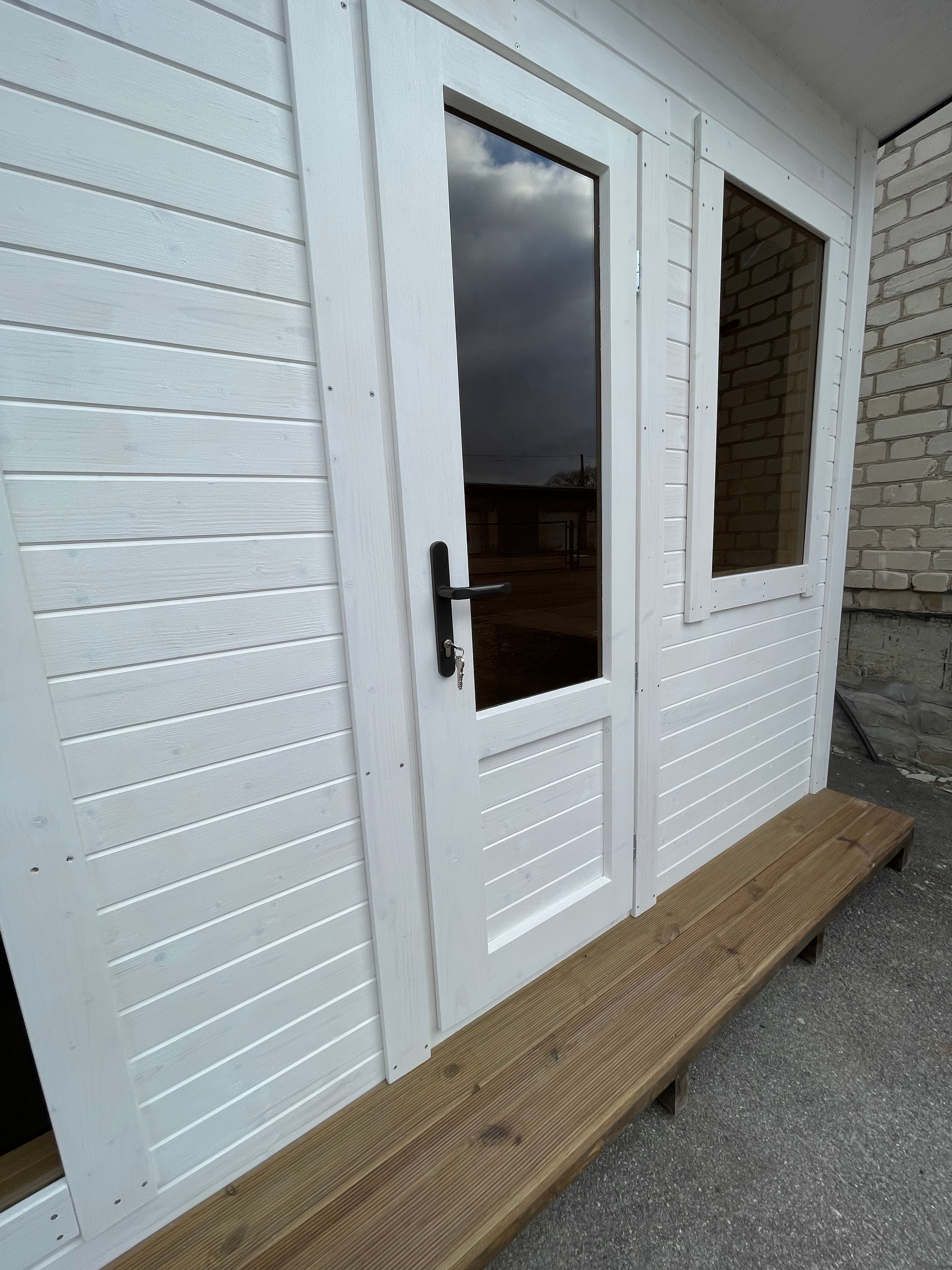 Halo Saunas The Nordic Escape Traditional Outdoor 6 Person Sauna - Nuovo Luxury