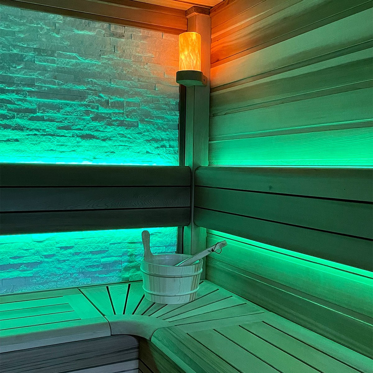Insignia V2 Ultimate 6 to 8 - Person Garden Sauna Cedar Wood - Nuovo Luxury - Outdoor Sauna