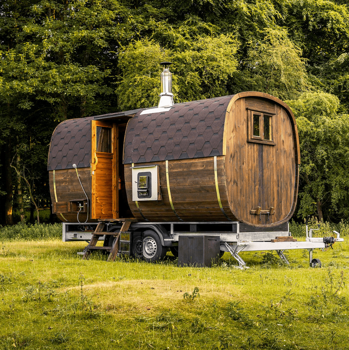 Mobile Barrel Sauna Bespoke & Custom Options Available - Nuovo Luxury - Mobile Sauna