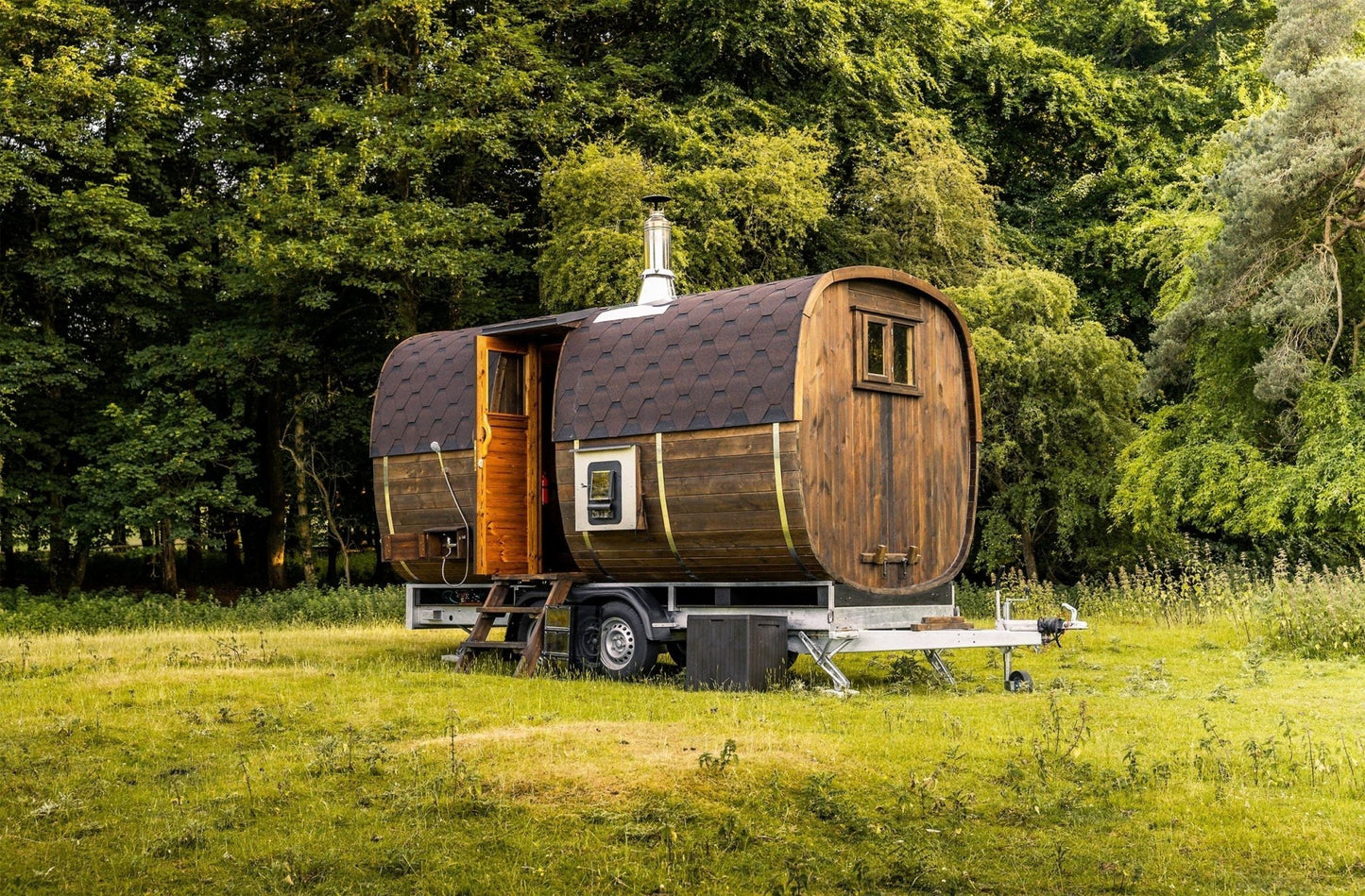 Mobile Barrel Sauna Bespoke & Custom Options Available - Nuovo Luxury - Mobile Sauna