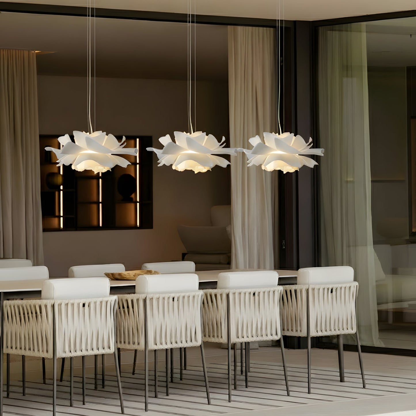 Loto Petal Pendant Light