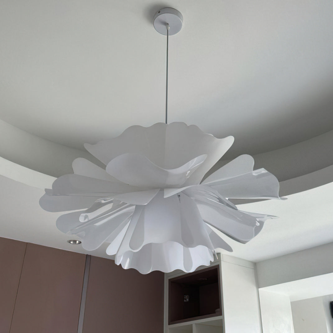 Loto Petal Pendant Light