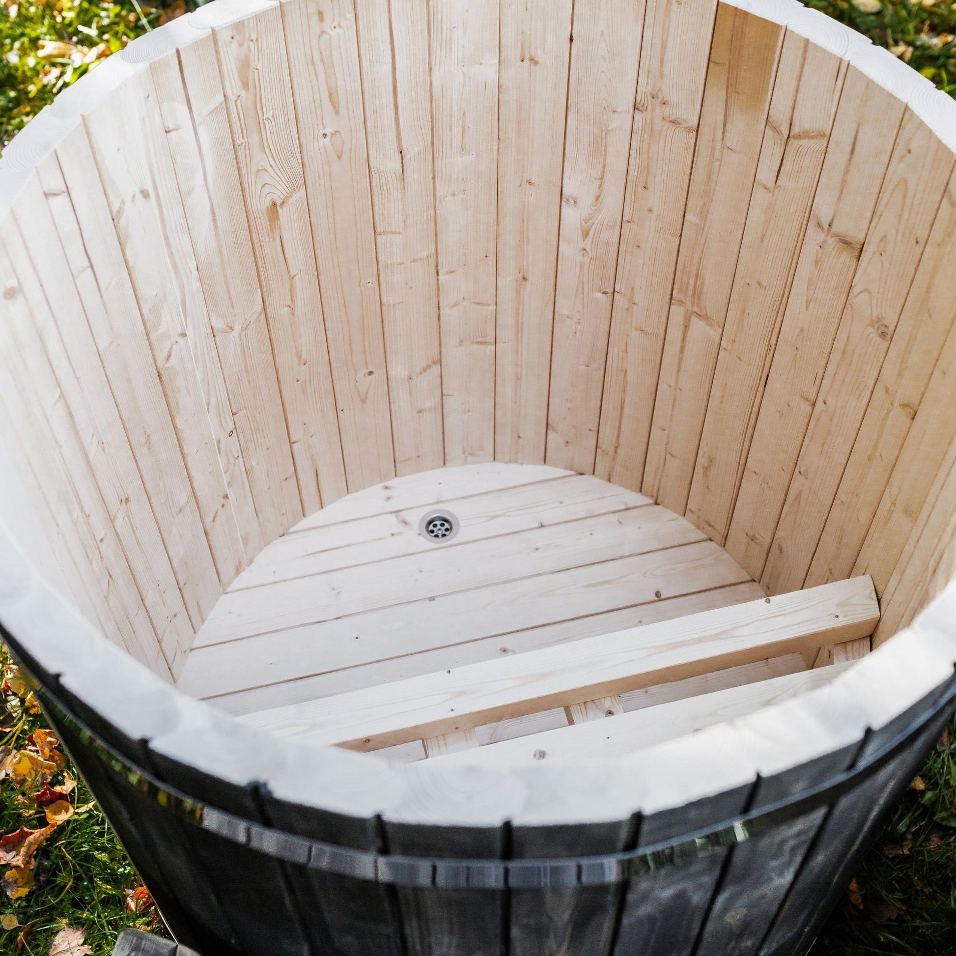 Nordic Chill Barrel – Cold Plunge Tub - Nuovo Luxury - Ice Bath