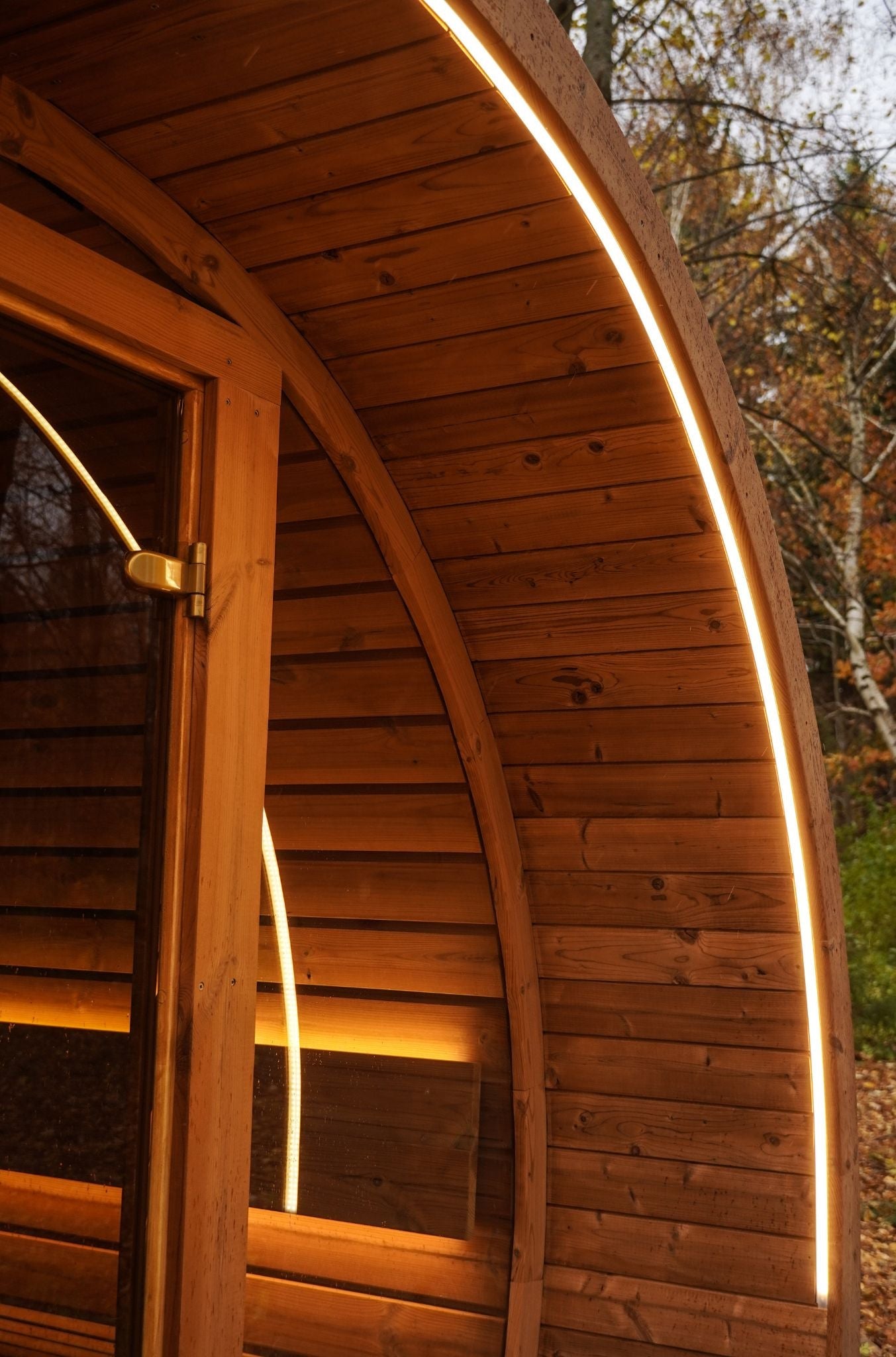 Nuovo Barrel Sauna - Nuovo Luxury - Outdoor Sauna
