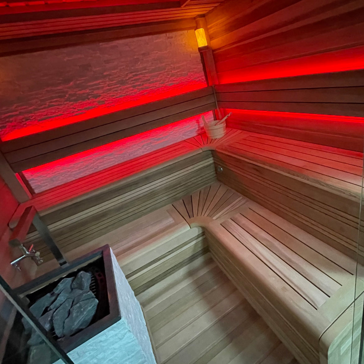 Insignia V2 Ultimate 6 to 8-Person Garden Sauna Cedar Wood - Nuovo Luxury