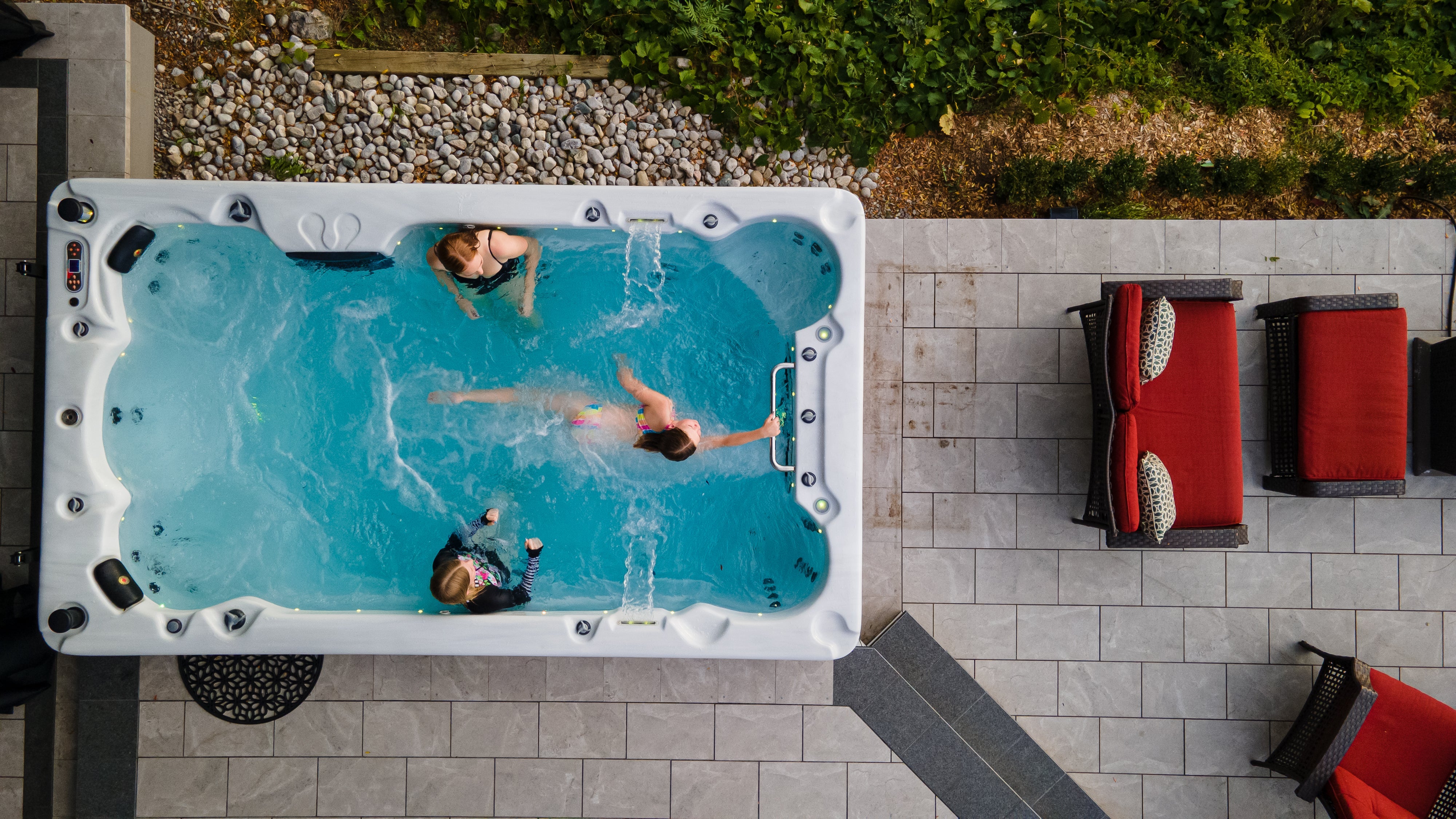 Canadian Spa 13ft Swim Spa 15HP-Jet 3-Person St Lawrence XSport - Nuovo Luxury