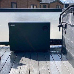 Aquark Mr Silence Hot Tub & Swim Spa Air Source Inverter Heat Pump 7kW - Nuovo Luxury - heat pump