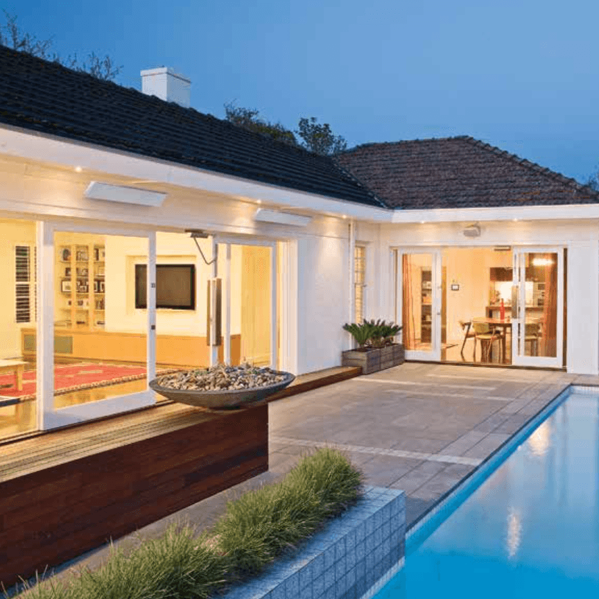 Heatstrip Elegance Energy Efficient Patio Heater 2400W w/ Remote - Nuovo Luxury - Patio Heater