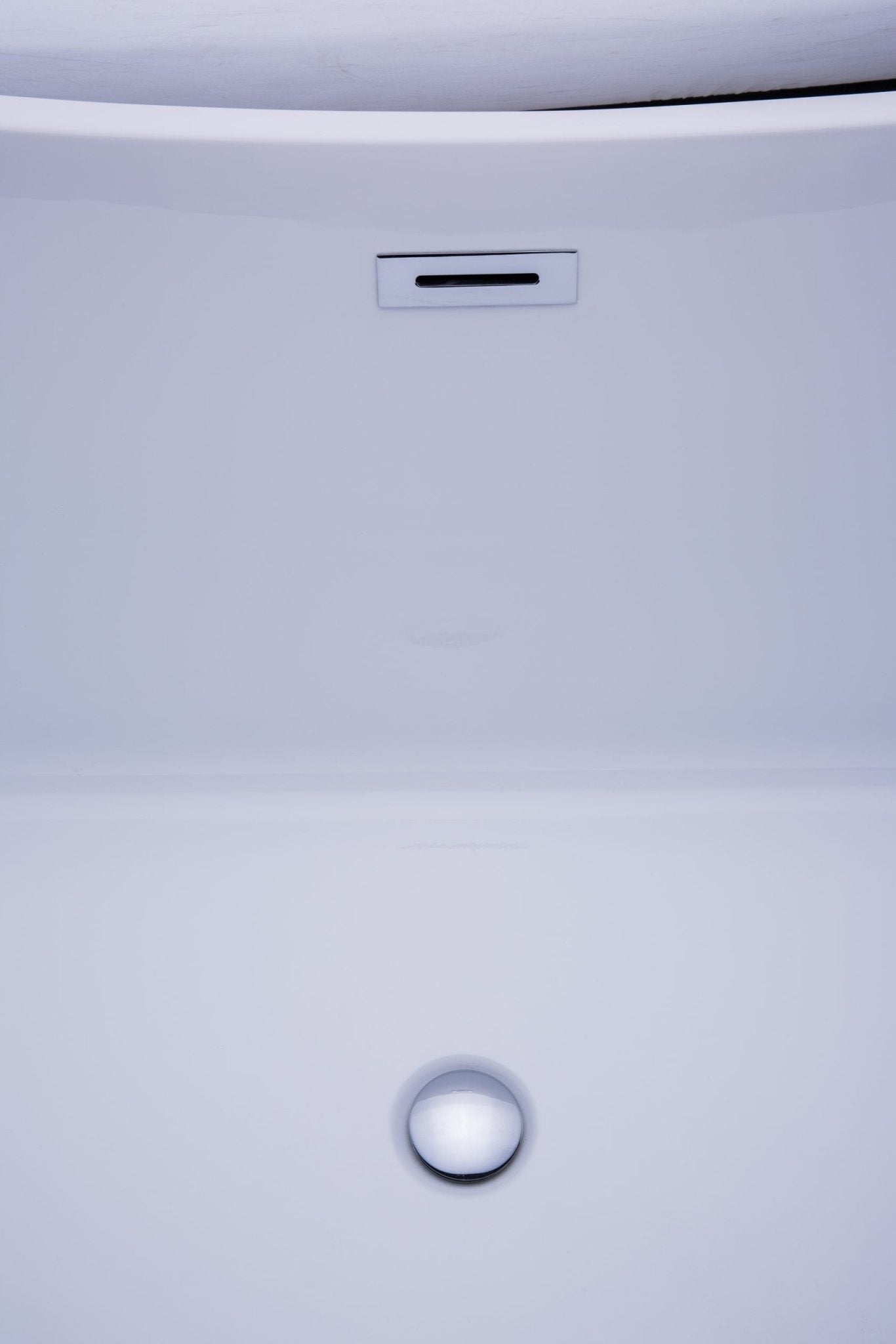 Montpellier Freestanding Bathtub 1700 x 800 - Nuovo Luxury - Freestanding Bathtub