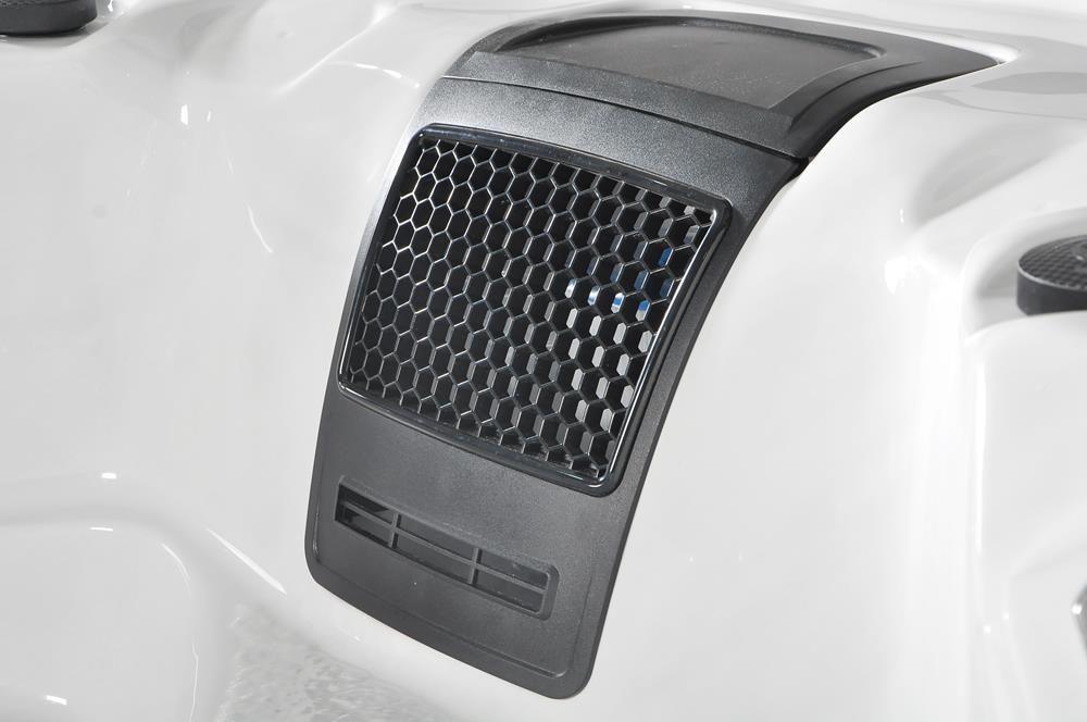 Platinum Spas Bari 32 Amp 5 - 6 Person Hot Tub w/ Bluetooth Audio - Nuovo Luxury - Hot Tub