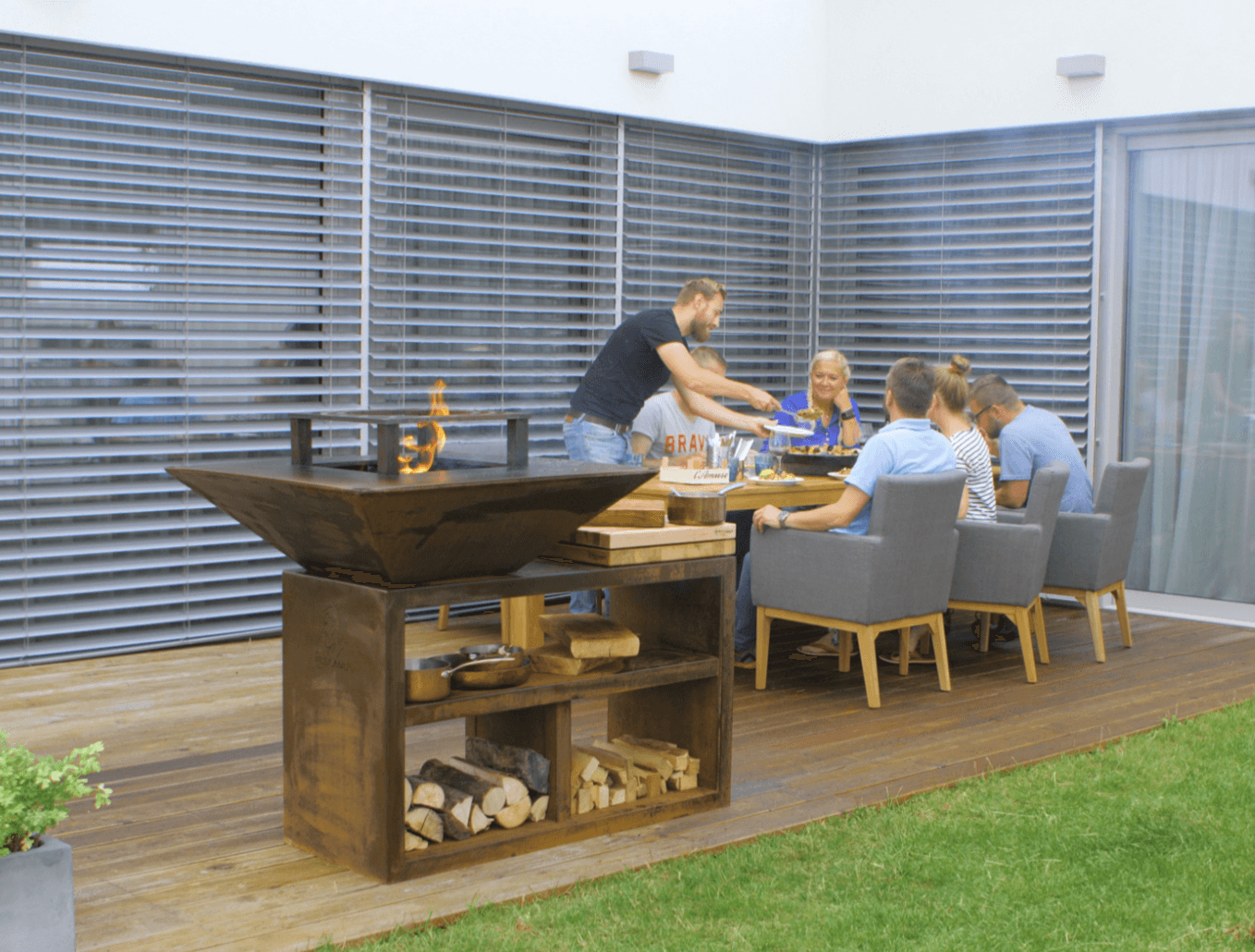 Vulcanus Pro 910 Masterchef Outdoor Wood Fire Grill - Nuovo Luxury - Wood Fire Grill